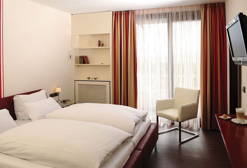 Hotel NH Wiesbaden 13