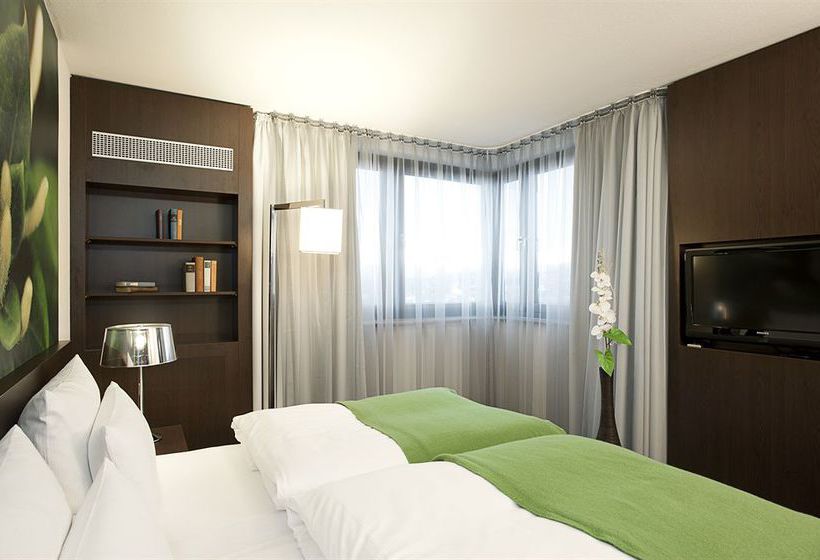 Hotel NH Wiesbaden 19