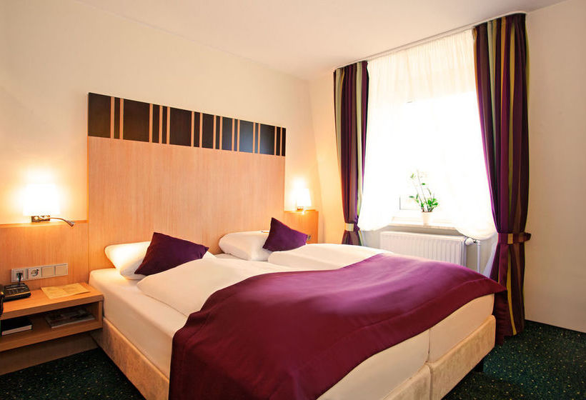 Favored Hotel Hansa 19