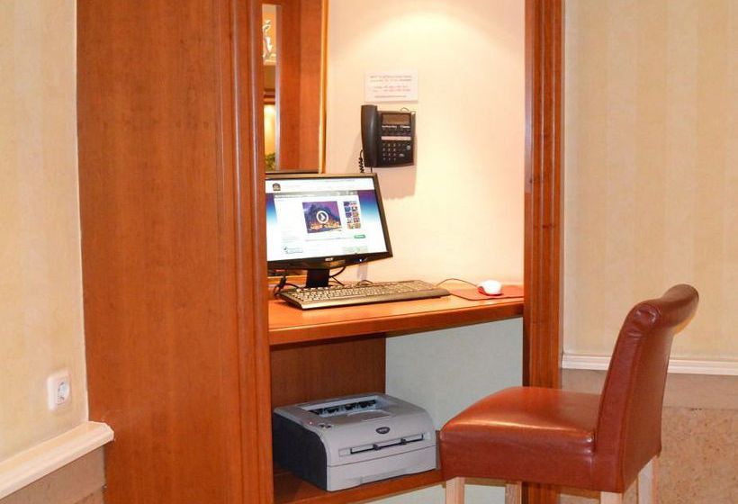 Favored Hotel Hansa 7