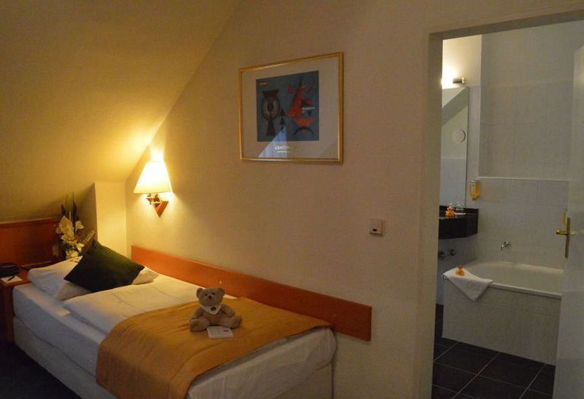 Favored Hotel Hansa 8