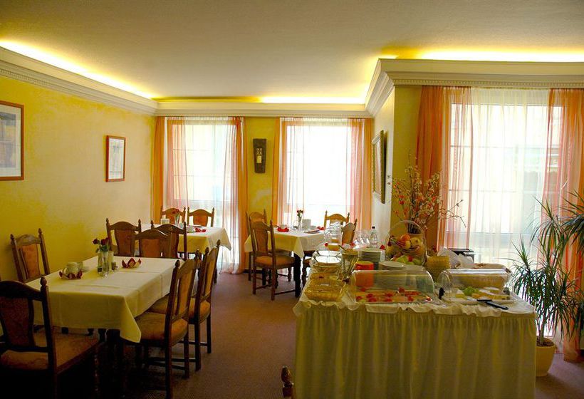 Hotel Zum Neuen Schwan 1