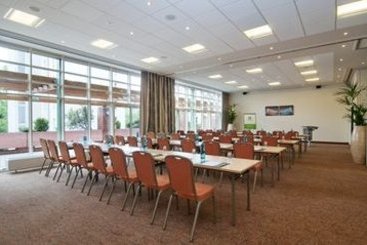 Leonardo Hotel Mannheim City Center 12