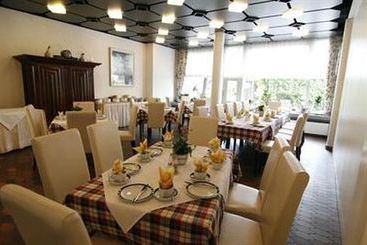 Hotel Deutschmeister 1