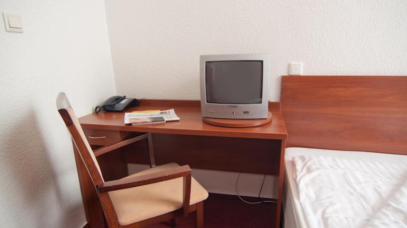 Hotel Novum Boulevard Stuttgart City 8