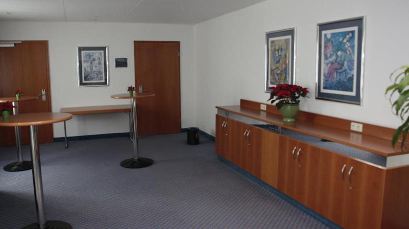 Hotel Novum Boulevard Stuttgart City 9