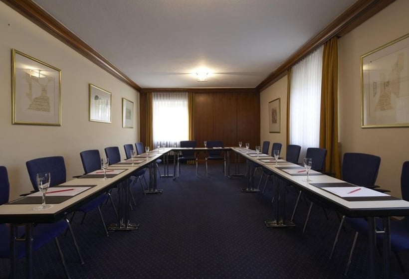 Hotel Intercity Stuttgart 16