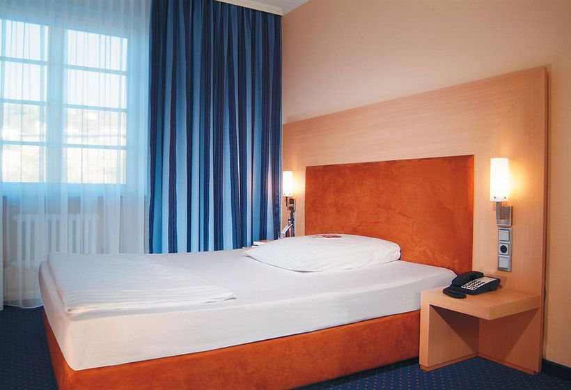 Hotel Intercity Stuttgart 7