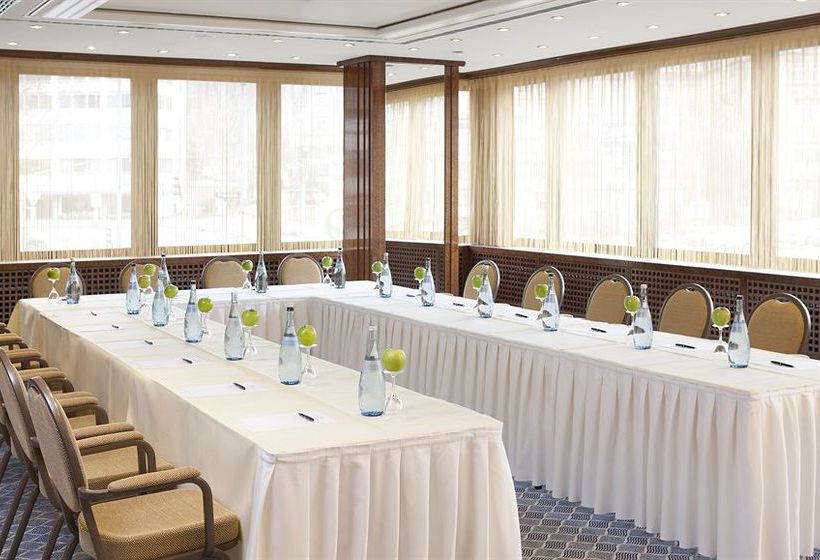 Hotel Steigenberger Graf Zeppelin 8