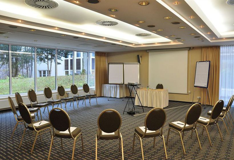 Relexa Waldhotel Schatten Stuttgart 5