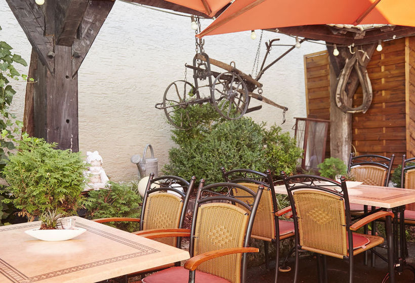 Flair Hotel Vier Jahreszeiten 10