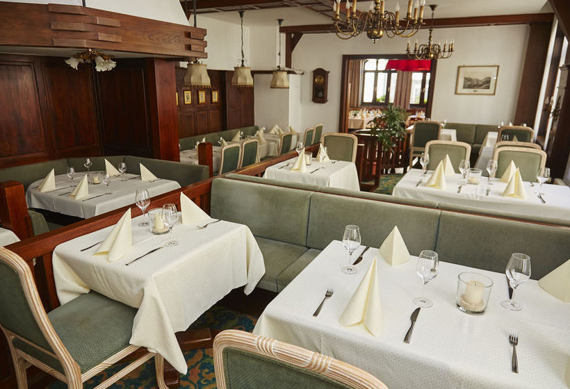 Flair Hotel Vier Jahreszeiten 11