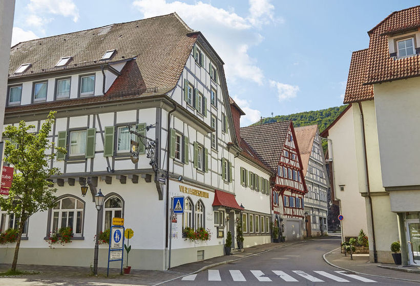 Flair Hotel Vier Jahreszeiten 12