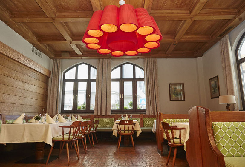 Flair Hotel Vier Jahreszeiten 13