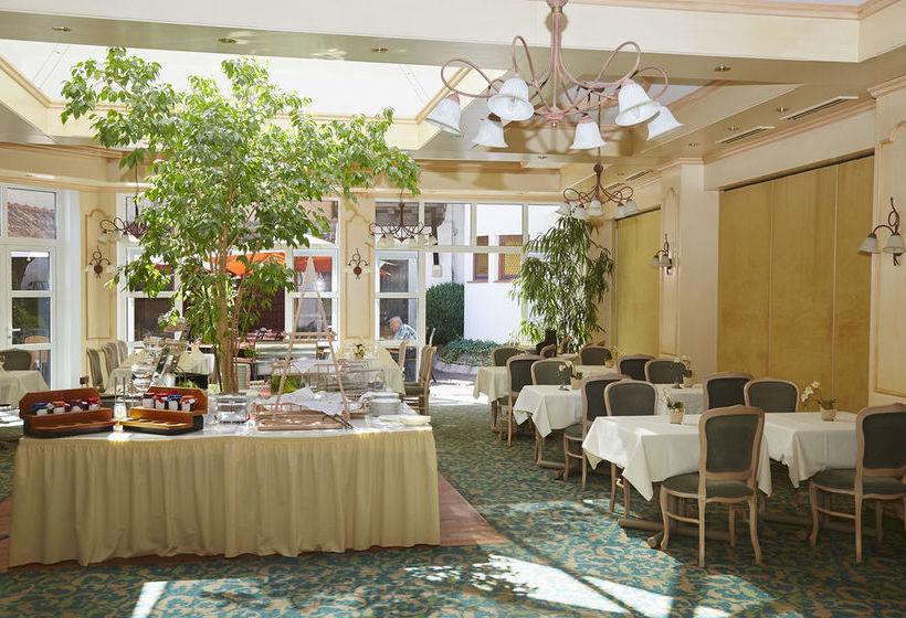 Flair Hotel Vier Jahreszeiten 14