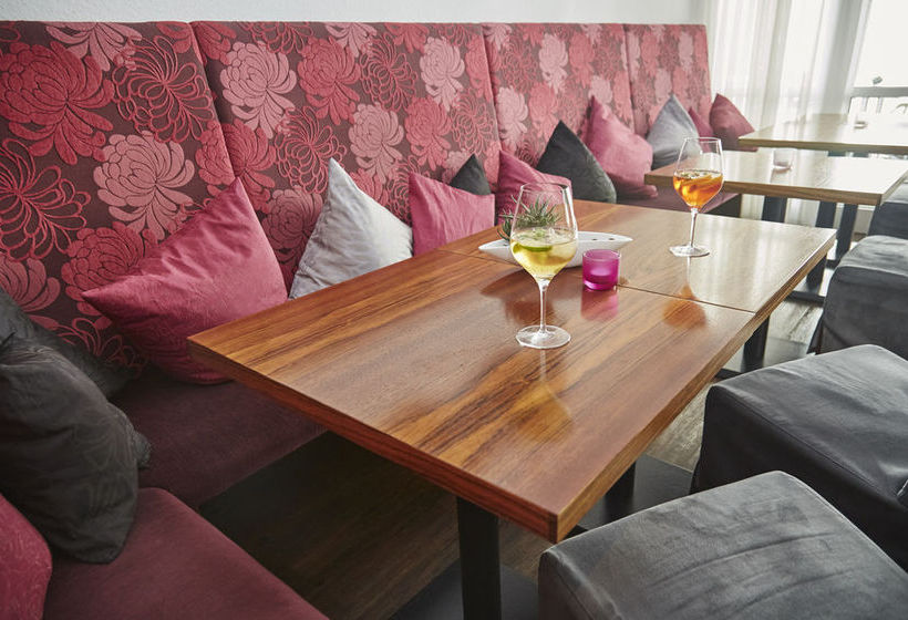 Flair Hotel Vier Jahreszeiten 15