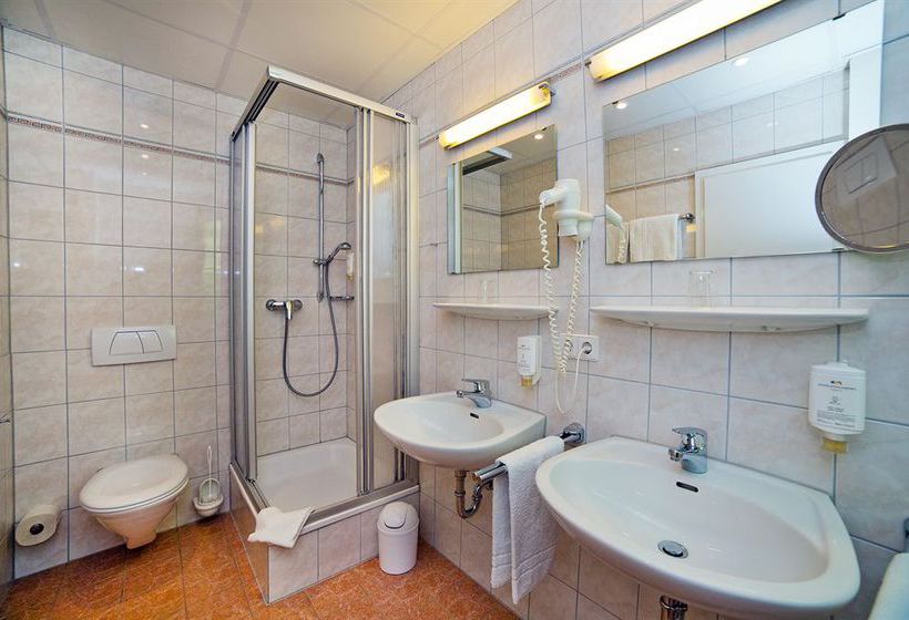 Stadthotel Freiburg Kolping 12