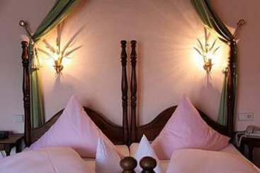 Romantik Hotel Stollen 18