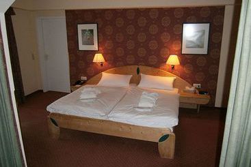 Ringhotel Goldener Knopf 14