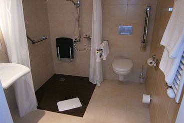 Ringhotel Goldener Knopf 5