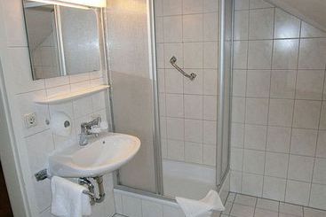 Ringhotel Goldener Knopf 6