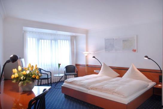 City Partner Hotel Goldenes Rad 18