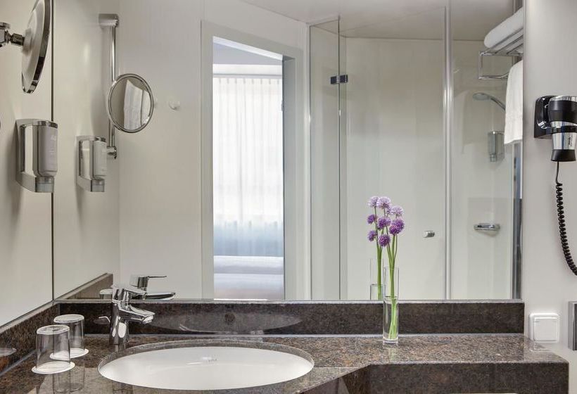 InterCityHotel Ulm 11