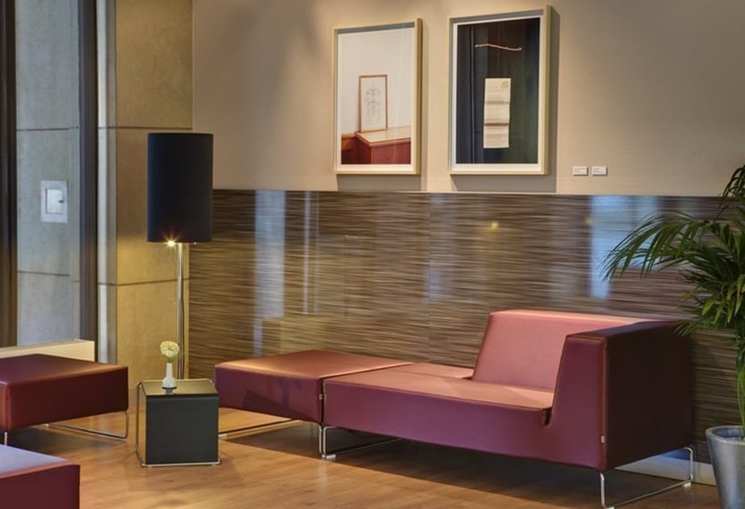 InterCityHotel Ulm 16