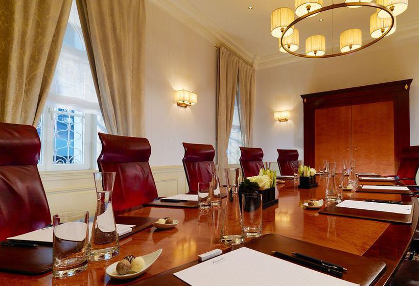 Hotel Vier Jahreszeiten Kempinski Munich 3