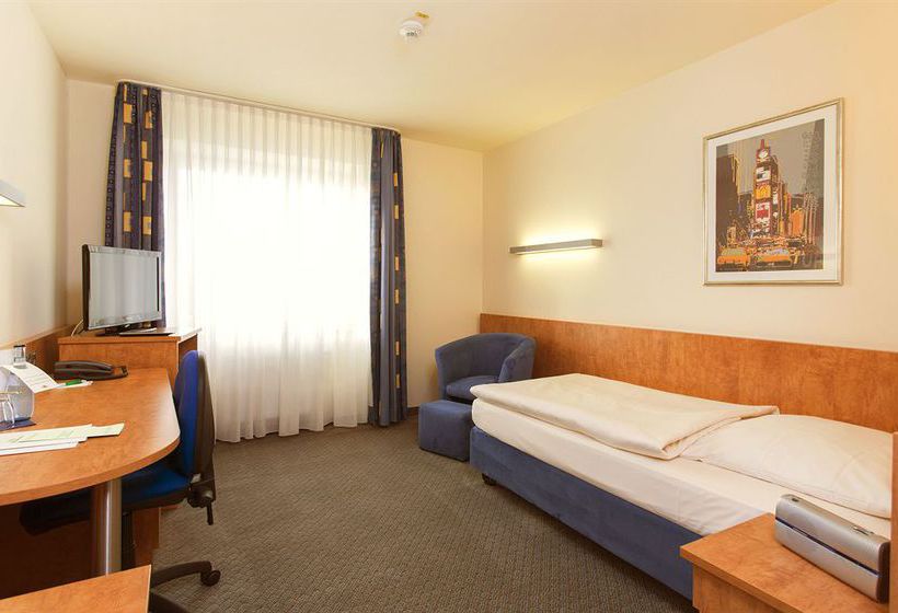 Hotel Am Moosfeld 15