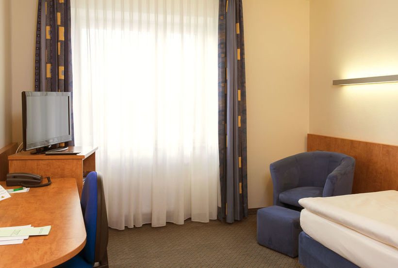 Hotel Am Moosfeld 20