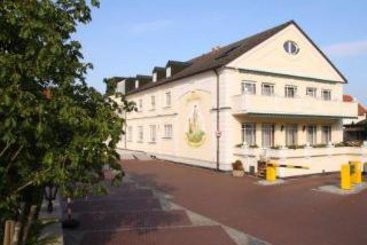 Hotel Am Schloßpark zum Kurfürst 2