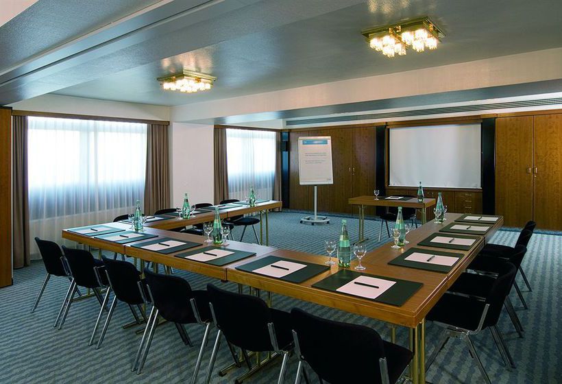 Hotel NH Ingolstadt 14