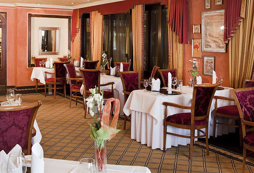 Parkhotel Heidehof 10