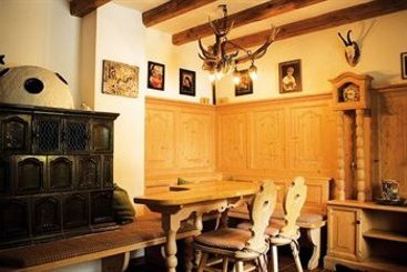 Hotel Gasthof Fraundorfer 9