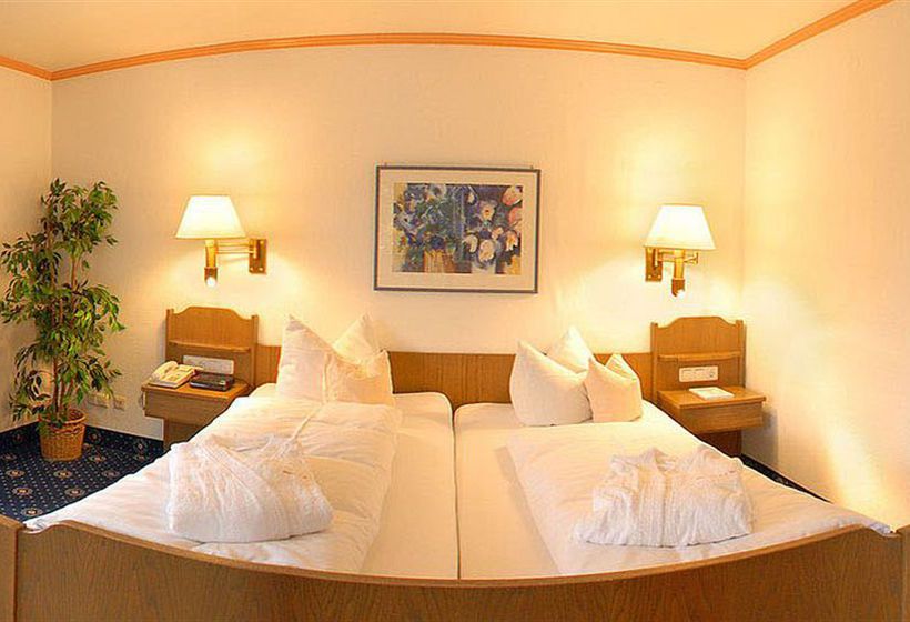 Hotel Rheinischer Hof 13