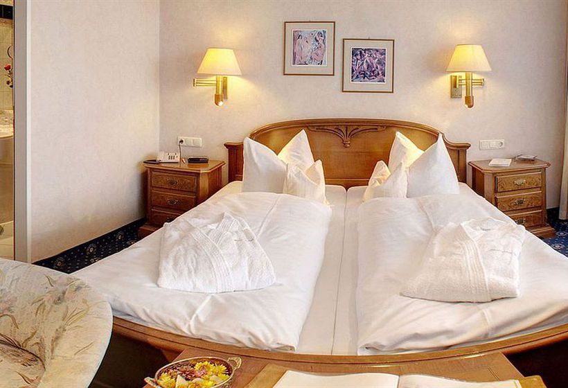 Hotel Rheinischer Hof 14