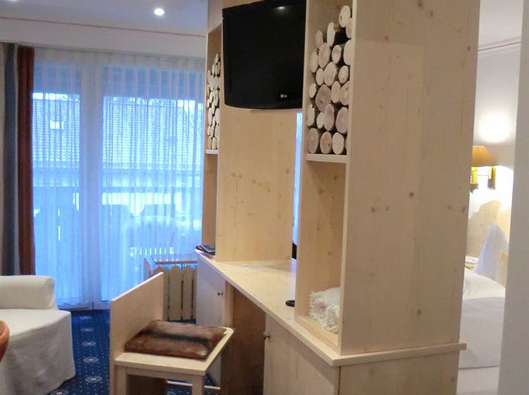 Hotel Rheinischer Hof 17