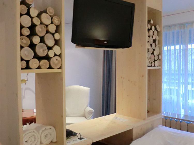 Hotel Rheinischer Hof 19