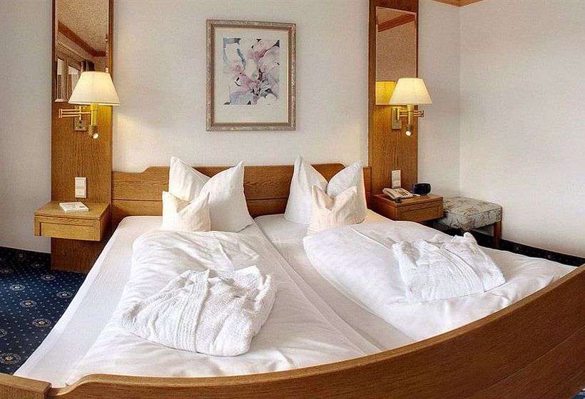 Hotel Rheinischer Hof 9