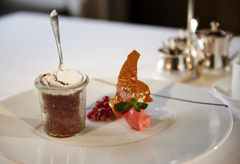 Hotel Alpenhof Murnau 8