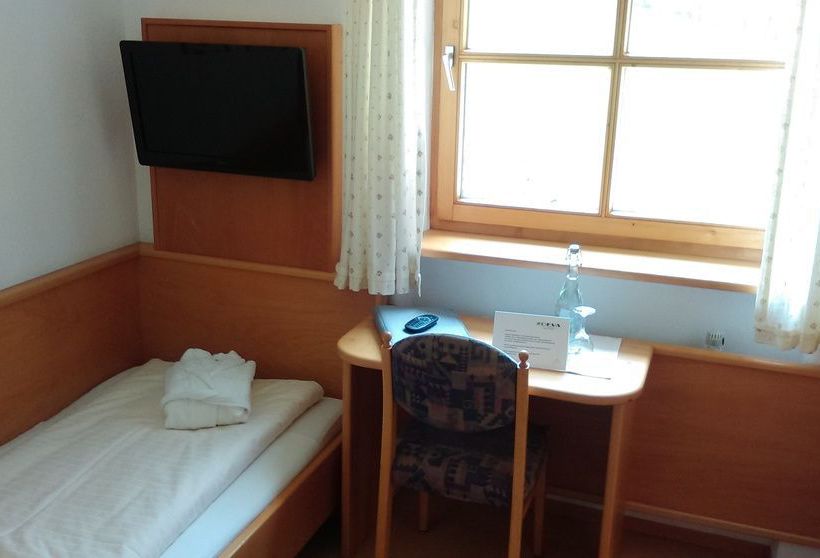 Landhotel Maiergschwendt 16