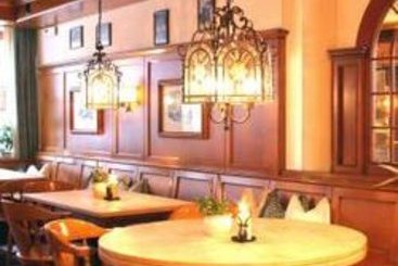 Romantik Hotel Hirschen 2