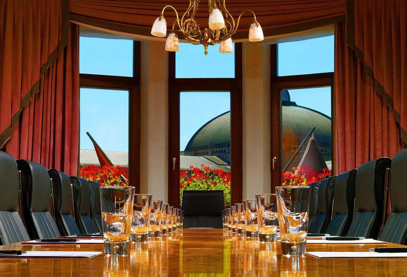 Le Méridien Grand Hotel 10