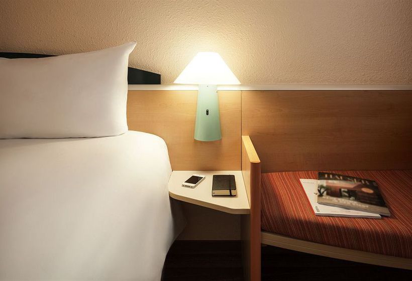 Hotel ibis Nürnberg City am Plärrer 13