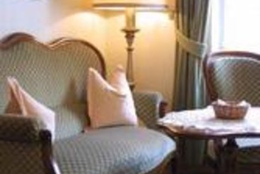 Romantik Hotel Weinhaus Messerschmitt 2