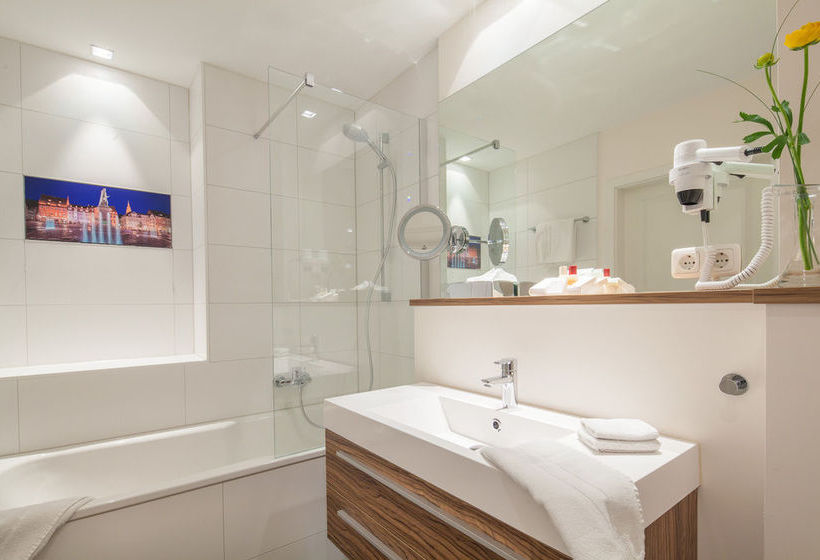 Romantik Hotel Goldene Traube 13