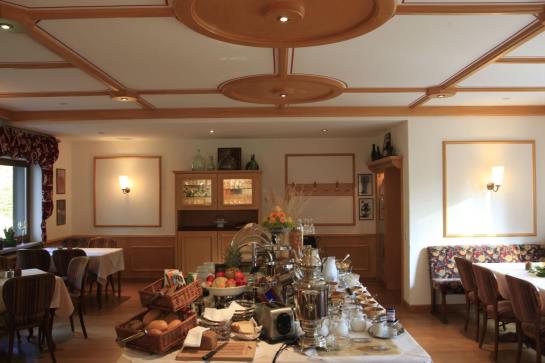 Flair Hotel Hochspessart 8