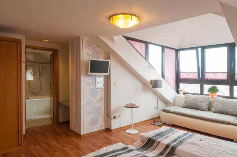 Hotel Rothenburger Hof 8