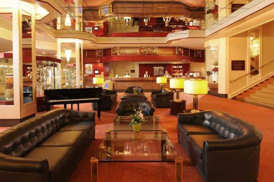 Maritim Hotel Halle 18